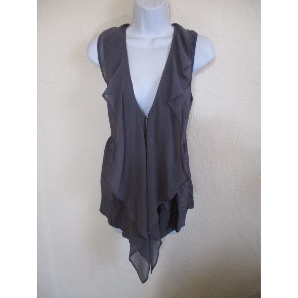 Wish Blouse Size XXS NWT Gray Ruffled Front Sleeveless Top